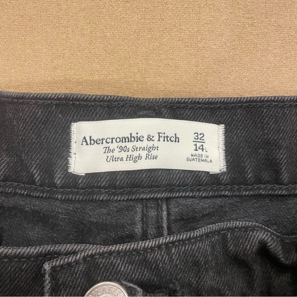 Women’s Abercrombie & Fitch The 90’s Straight Ultra High Rise Size 32/14L NWT - Picture 11 of 16